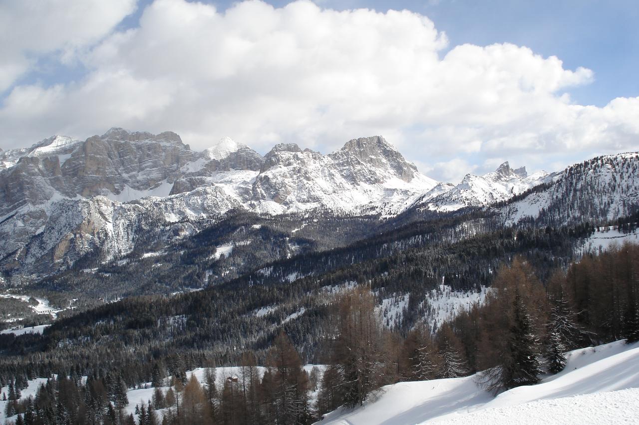 Residence Vajolet San Cassiano San Cassiano  Eksteriør billede